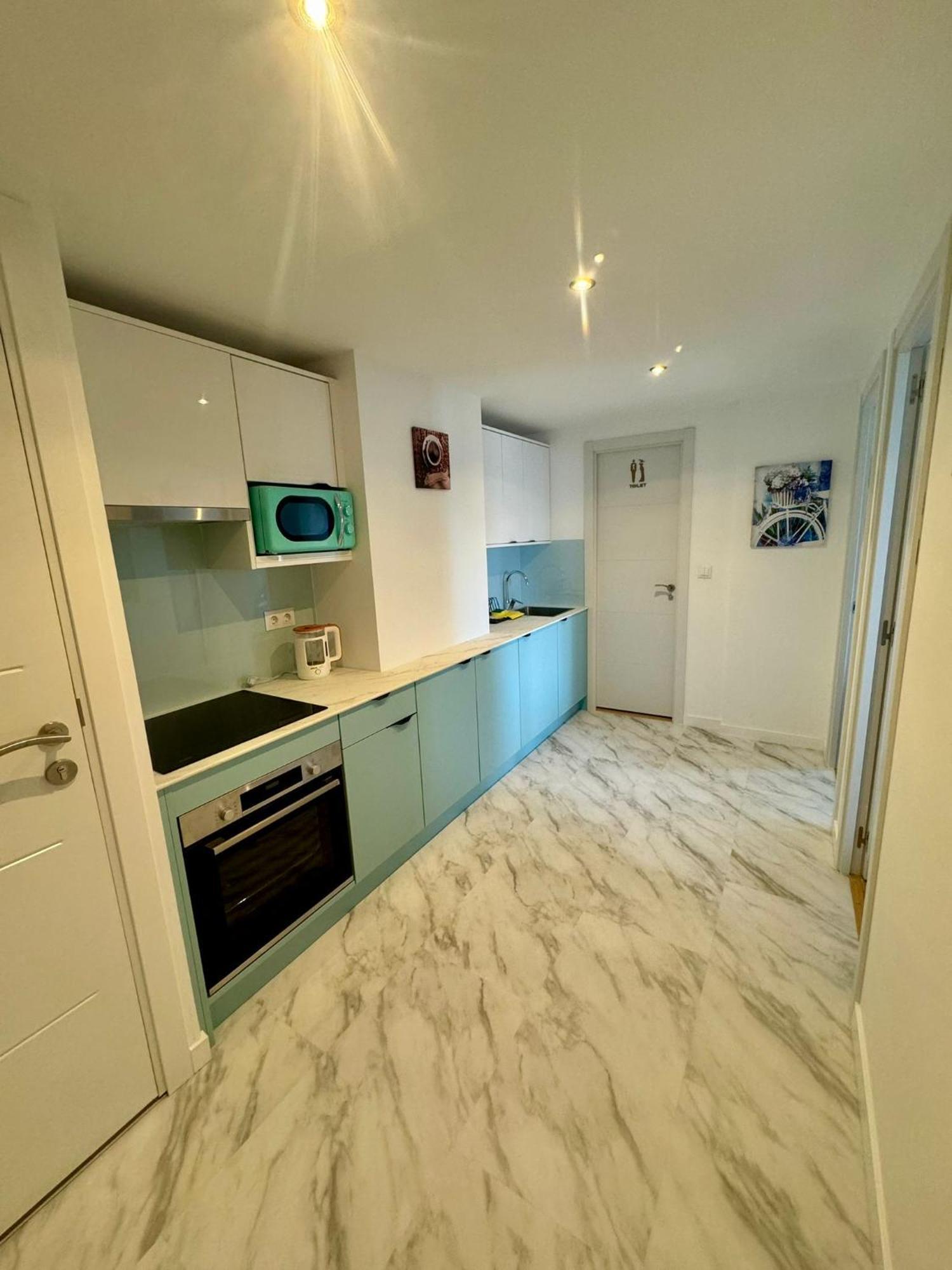 Apartamentos Coastal Haven Benidorm Exteriör bild